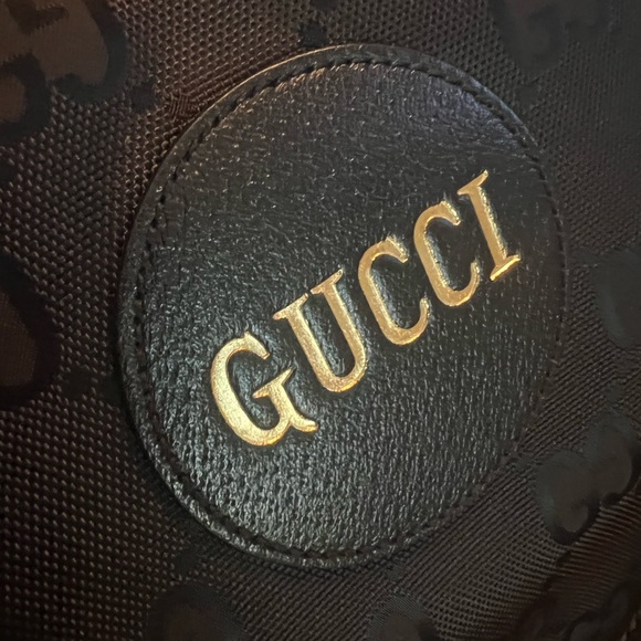 AUTHENTIC GUCCI Off the Grid Tote - Picture 8 of 14